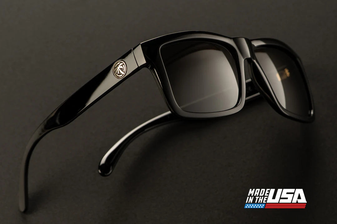 USA Vise Sunglasses: Gloss Black