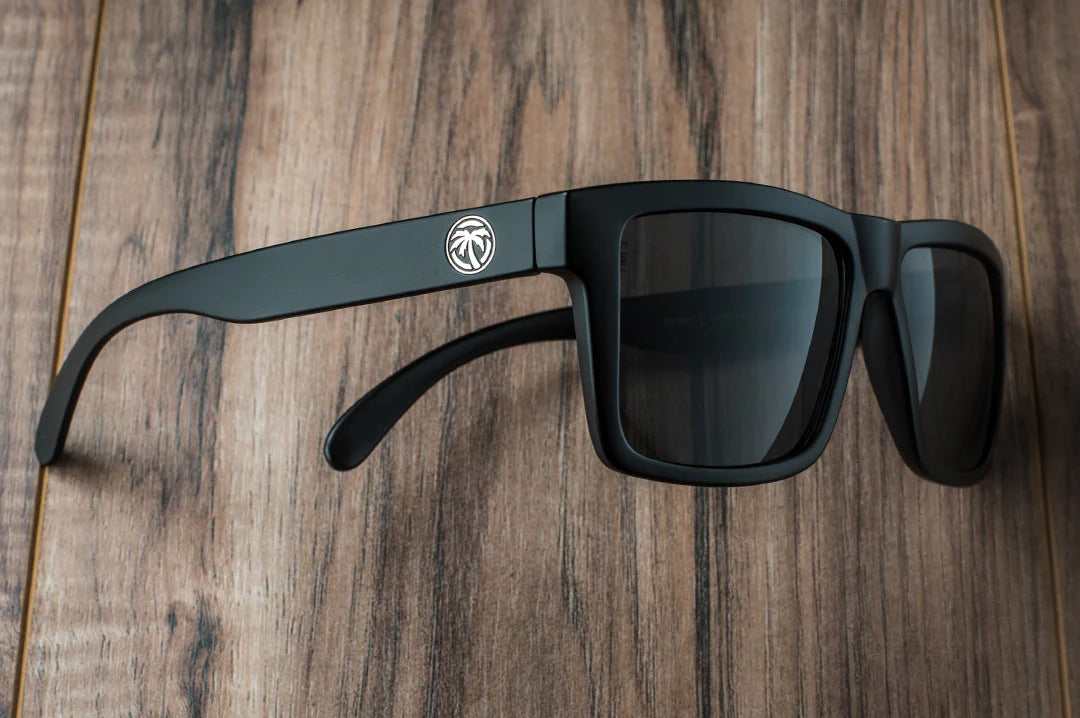 Vise Z87 Sunglasses Black Frame: Polarized Tinted Lens